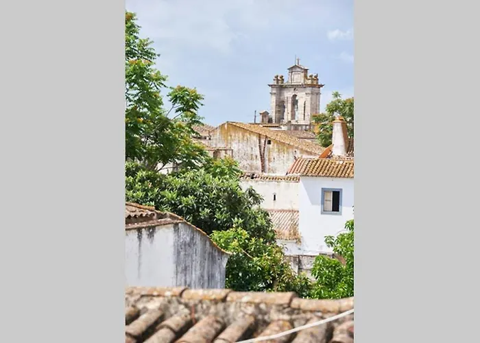 Home In One Of Evora\'S Most Historical Squares