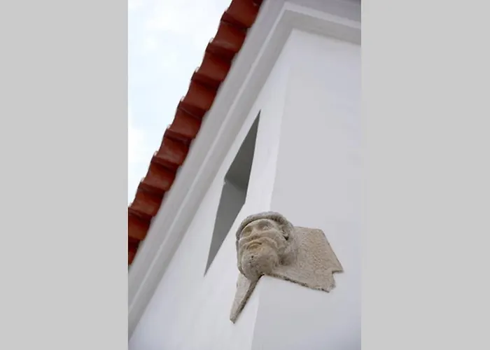 Home In One Of Evora\'S Most Historical Squares