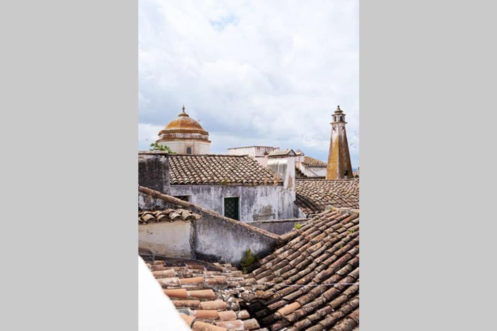 Holiday home In One Of Evora's Historical Squares Evora