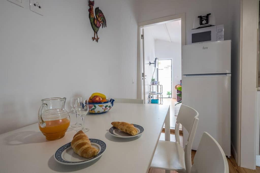 Holiday home In One Of Evora's Historical Squares